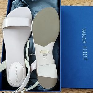 Sarah flit sandals 7.5